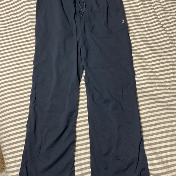 Lululemon dance studio pants - Picture 4 of 13